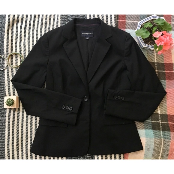 Banana Republic Jackets & Blazers - ❤️SOLD!  BANANA REPUBLIC Black Blazer Sz 6